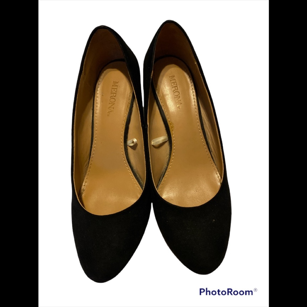 Merona Ladies Black Wedges